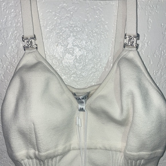 ❌SOLD❌ New Chanel Diamond CC Top Size 38 (US Women’s S)💎 - Picture 6 of 11